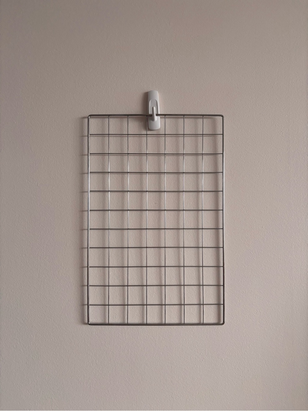 Minimal Grid Wire Wall Organizer - Gray